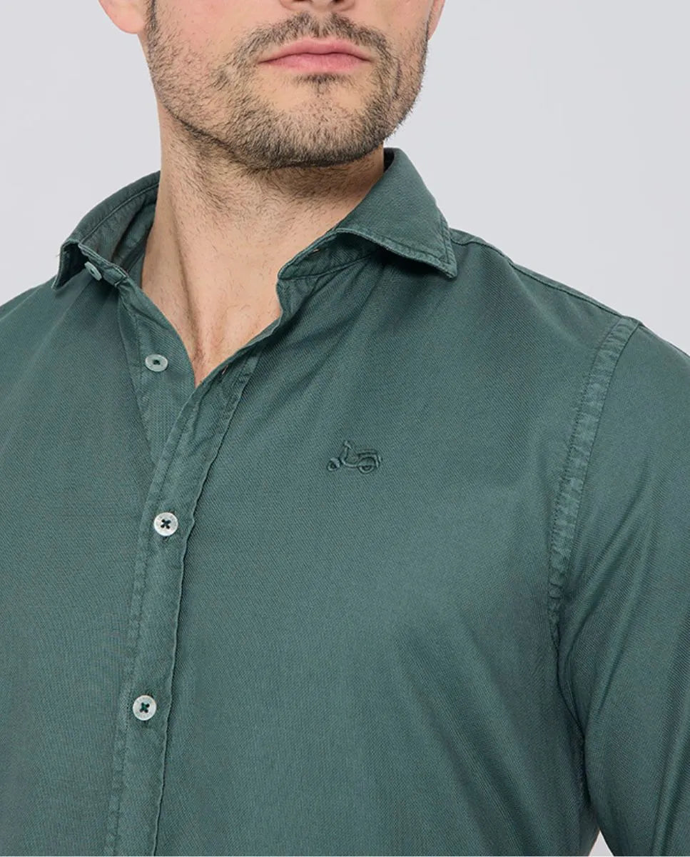 CAMISA TEXTURIZADA VERDE GARRAFA