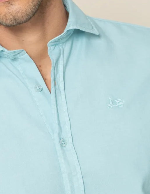 Camisa estructura celeste