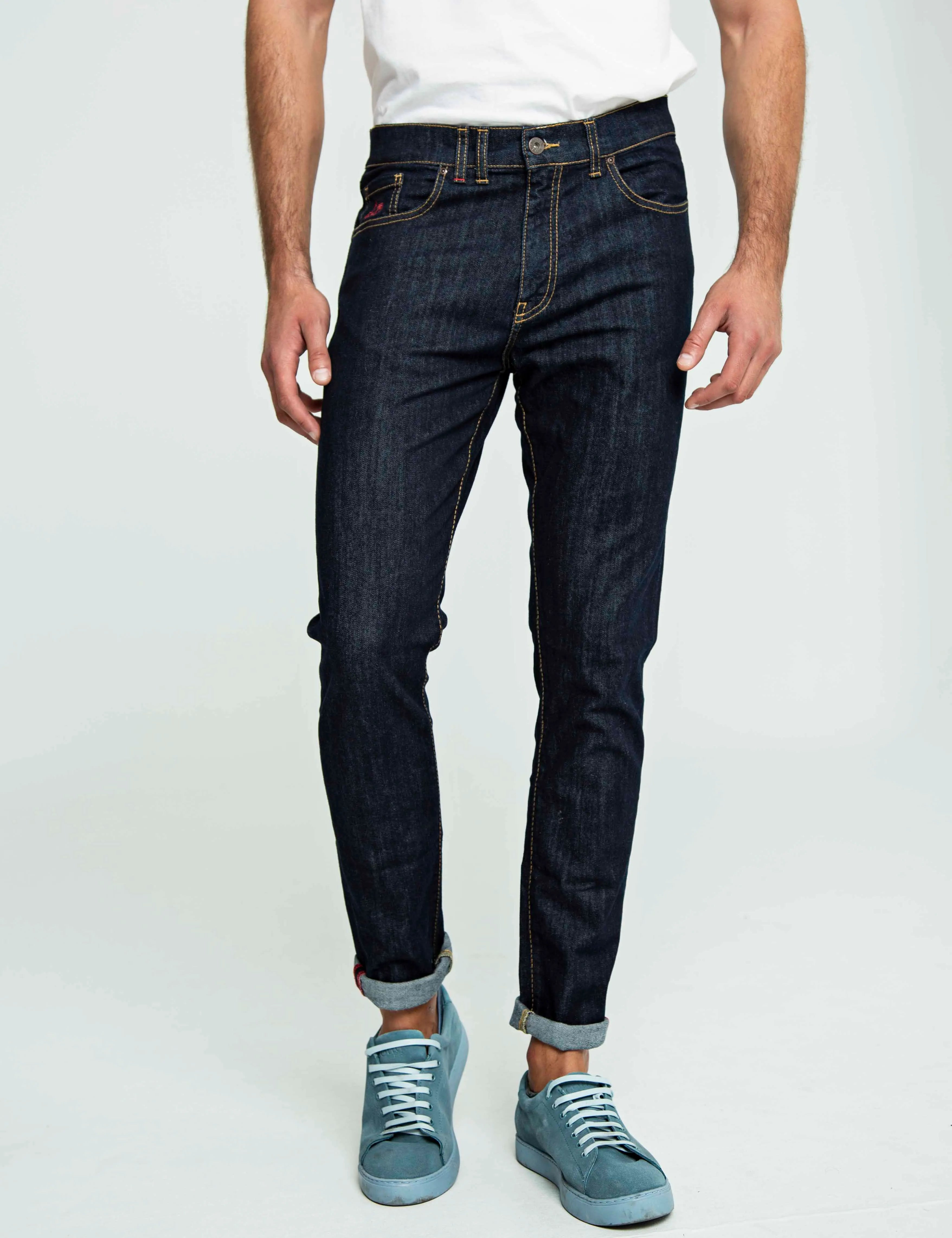 Pantalon denim oscuro