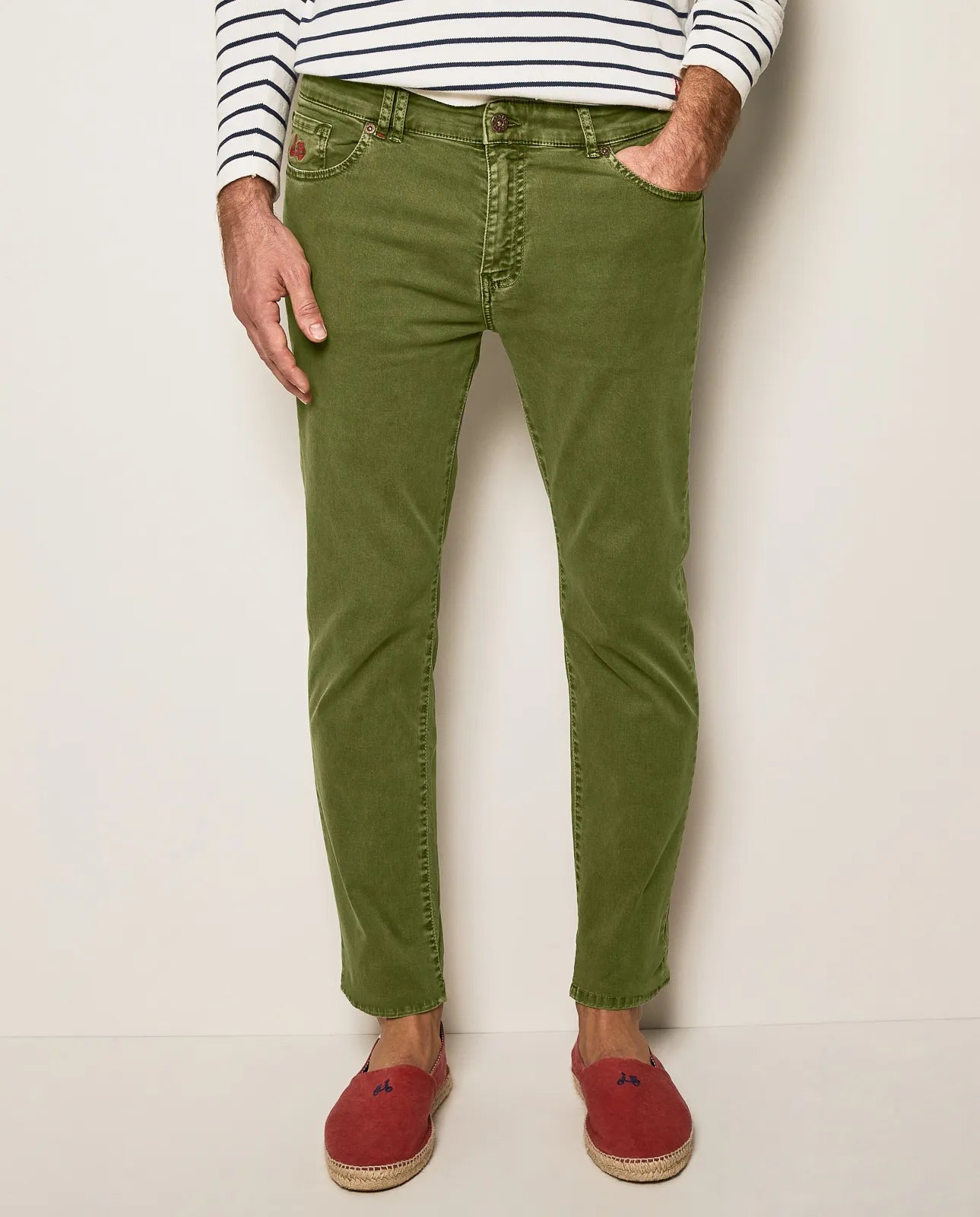 Pantalón 5 bolsillos khaki