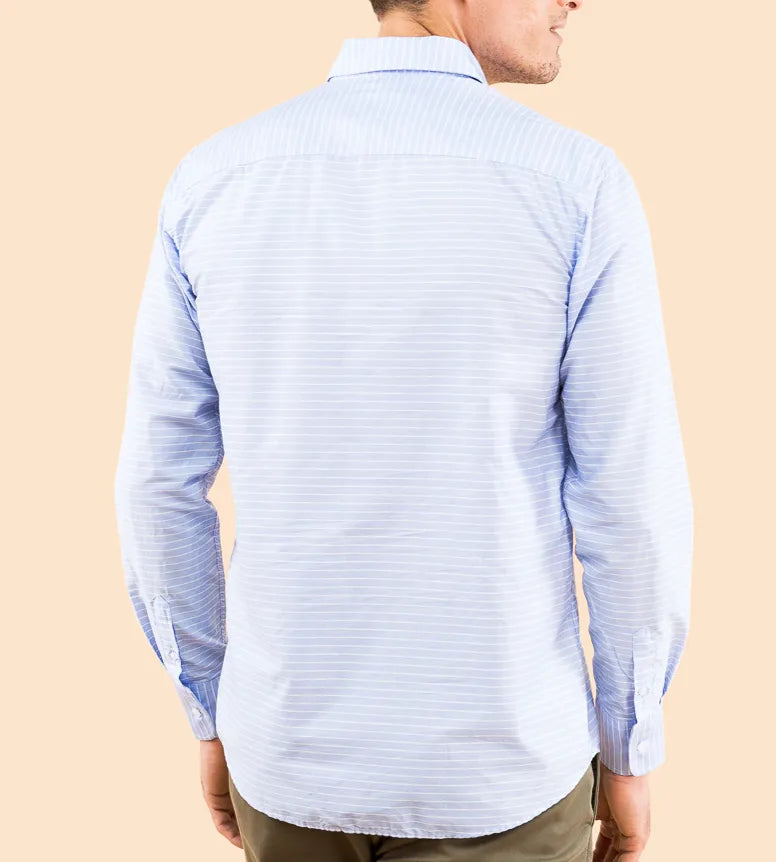 Camisa polo listrada horizontal azul claro