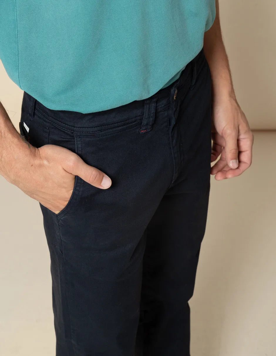Pantalón chino marino hombre