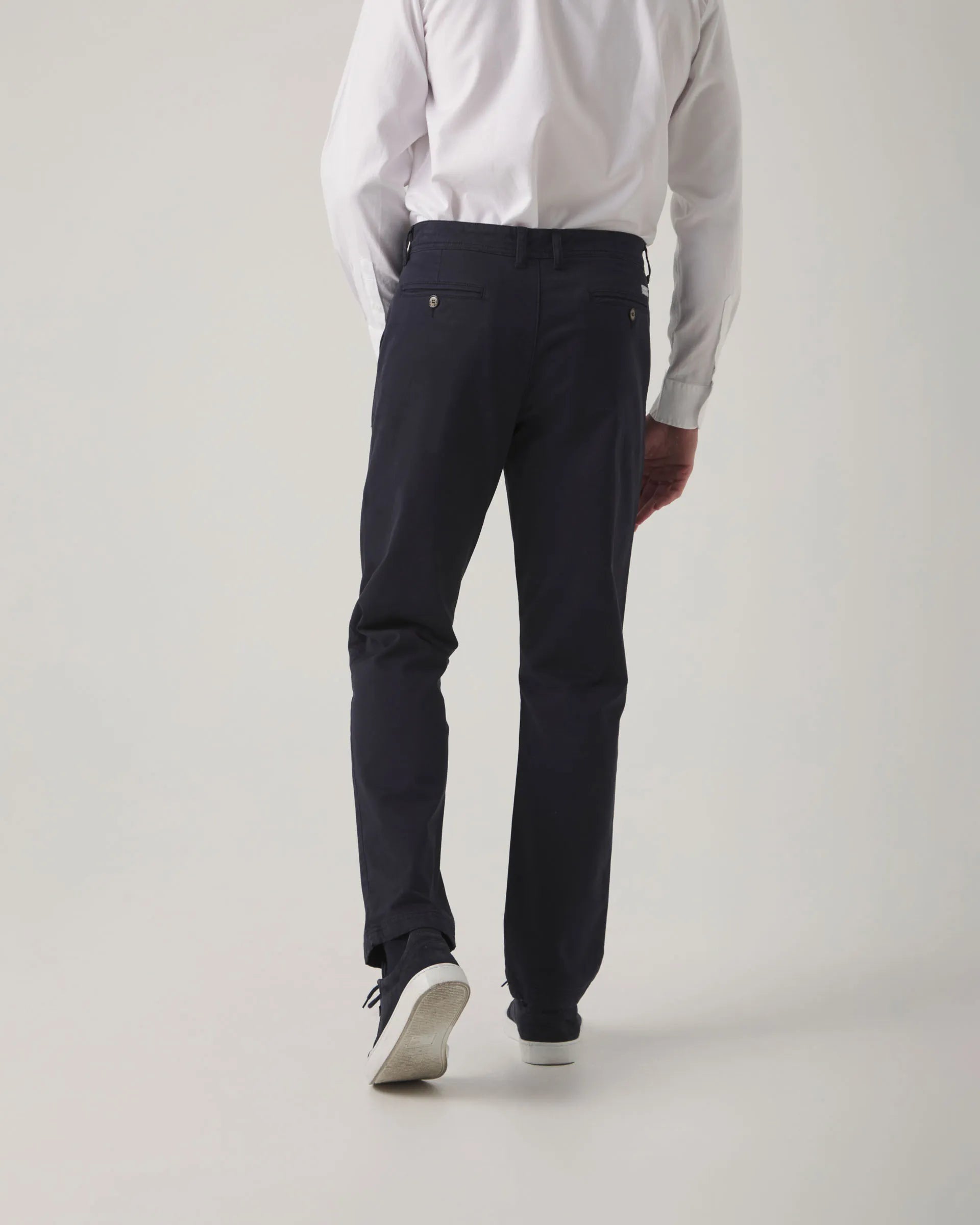 Calça Steve Chino Regular Azul Marinho