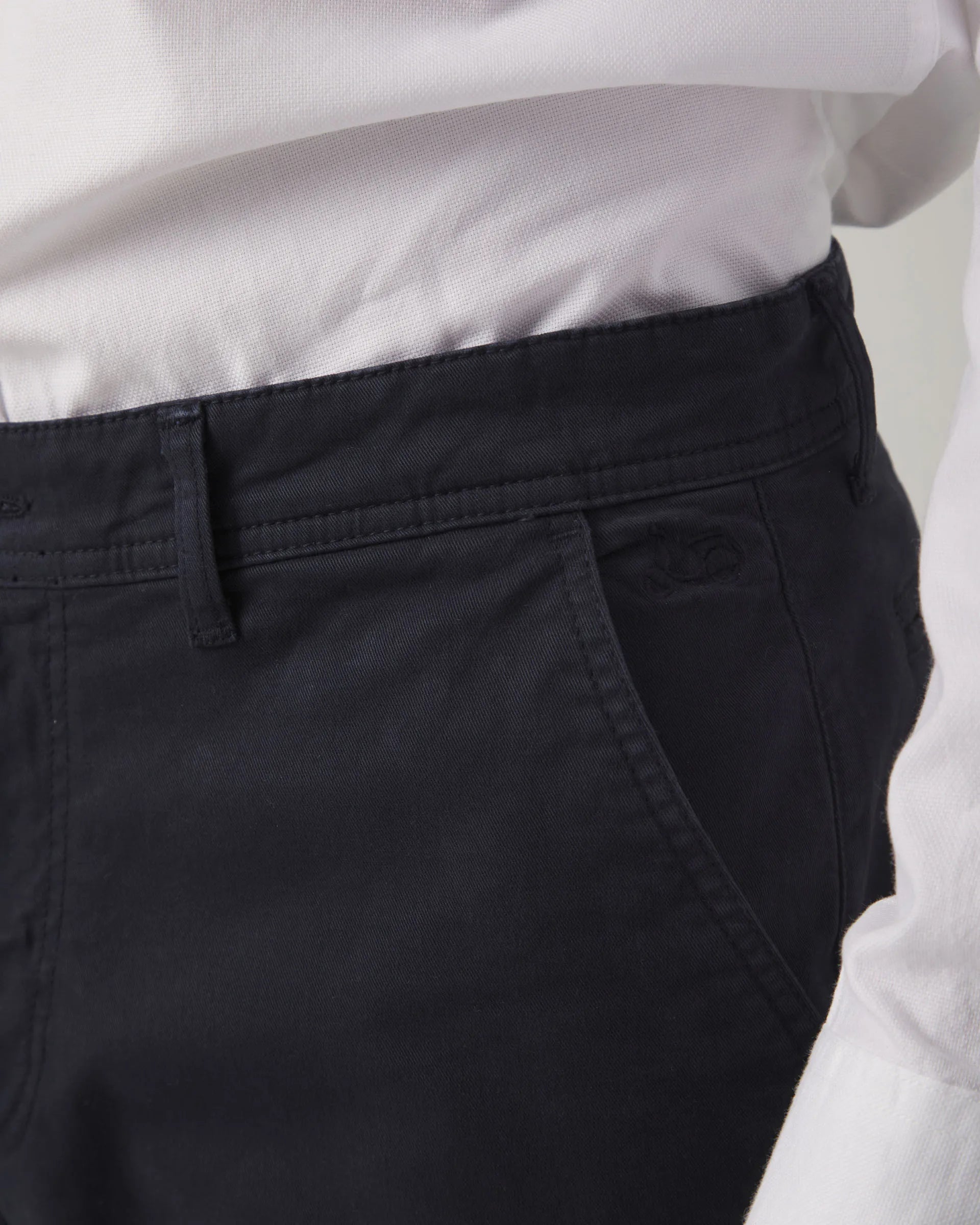 Calça Steve Chino Regular Azul Marinho
