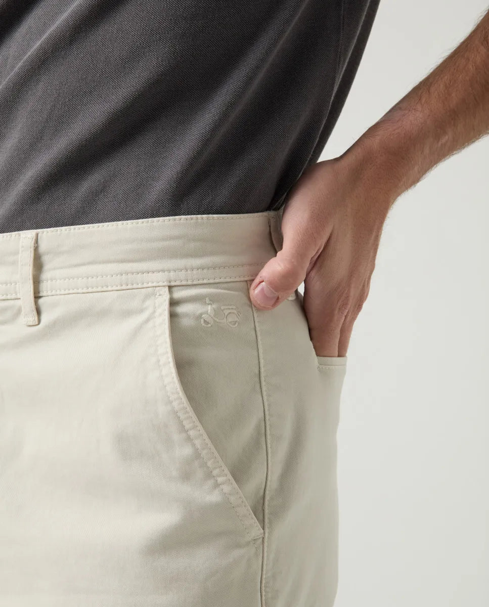 Calça Steve Chino Regular Bege