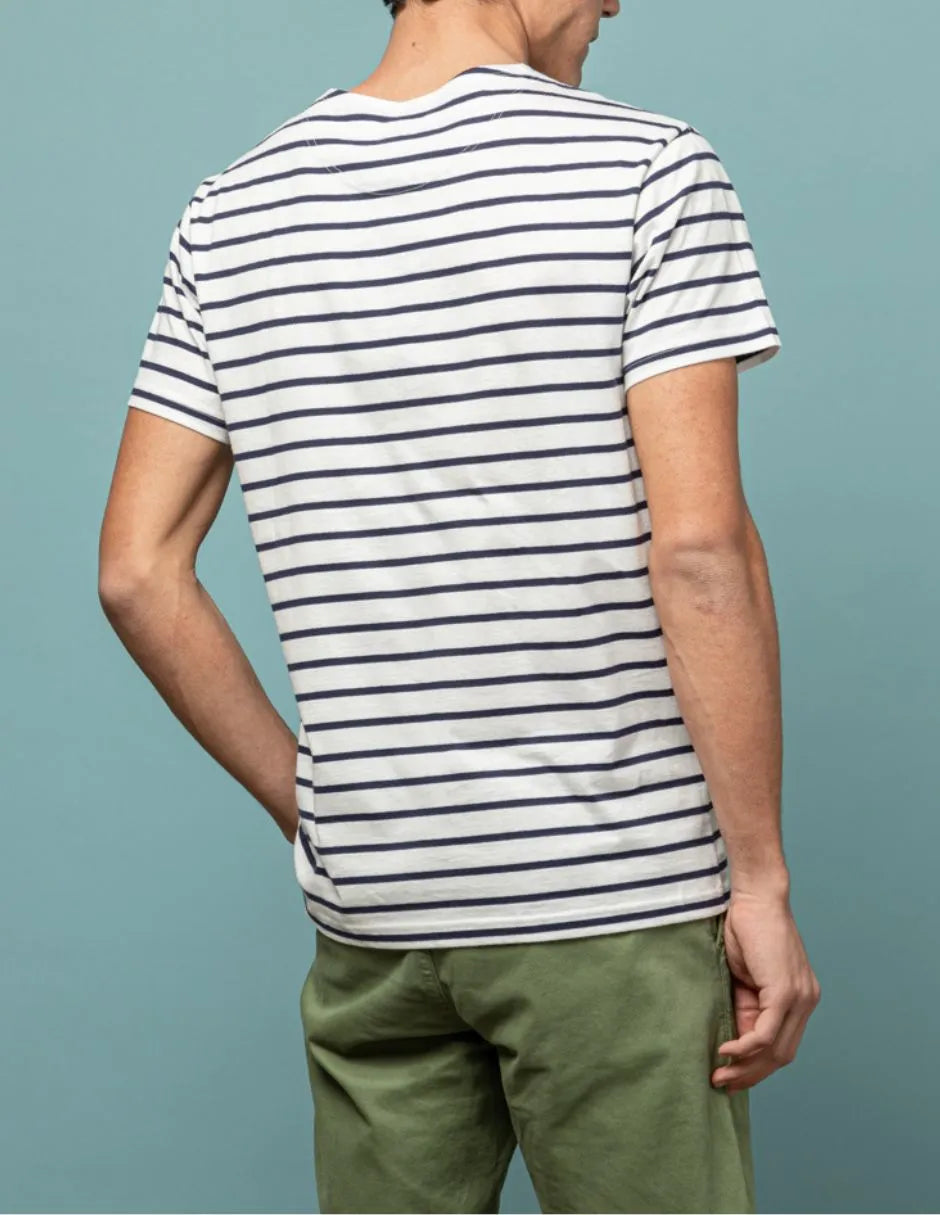 Camiseta branca bretã