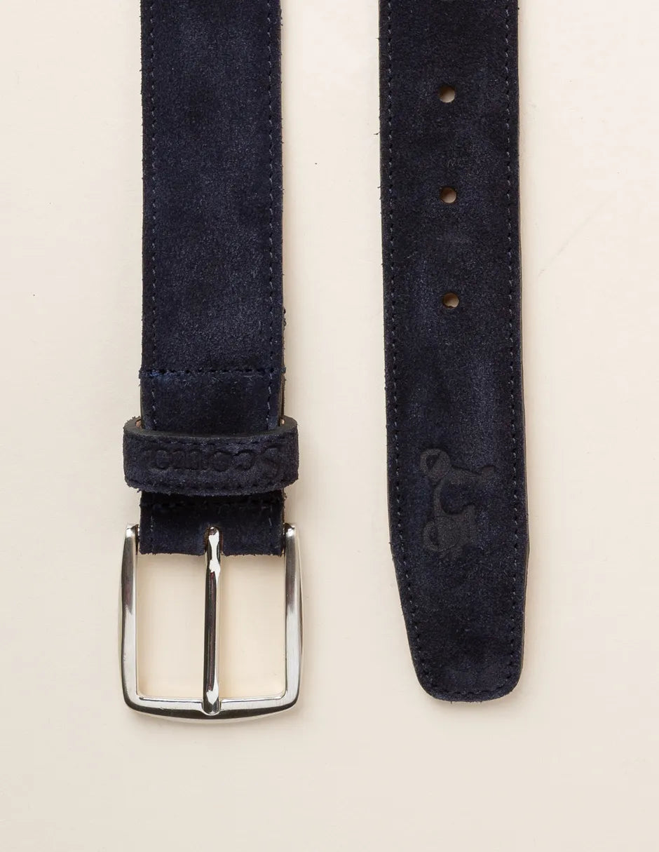 Cinturón hombre ante azul marino