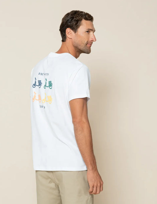 Camiseta hombre blanca con dibujo en la espalda
