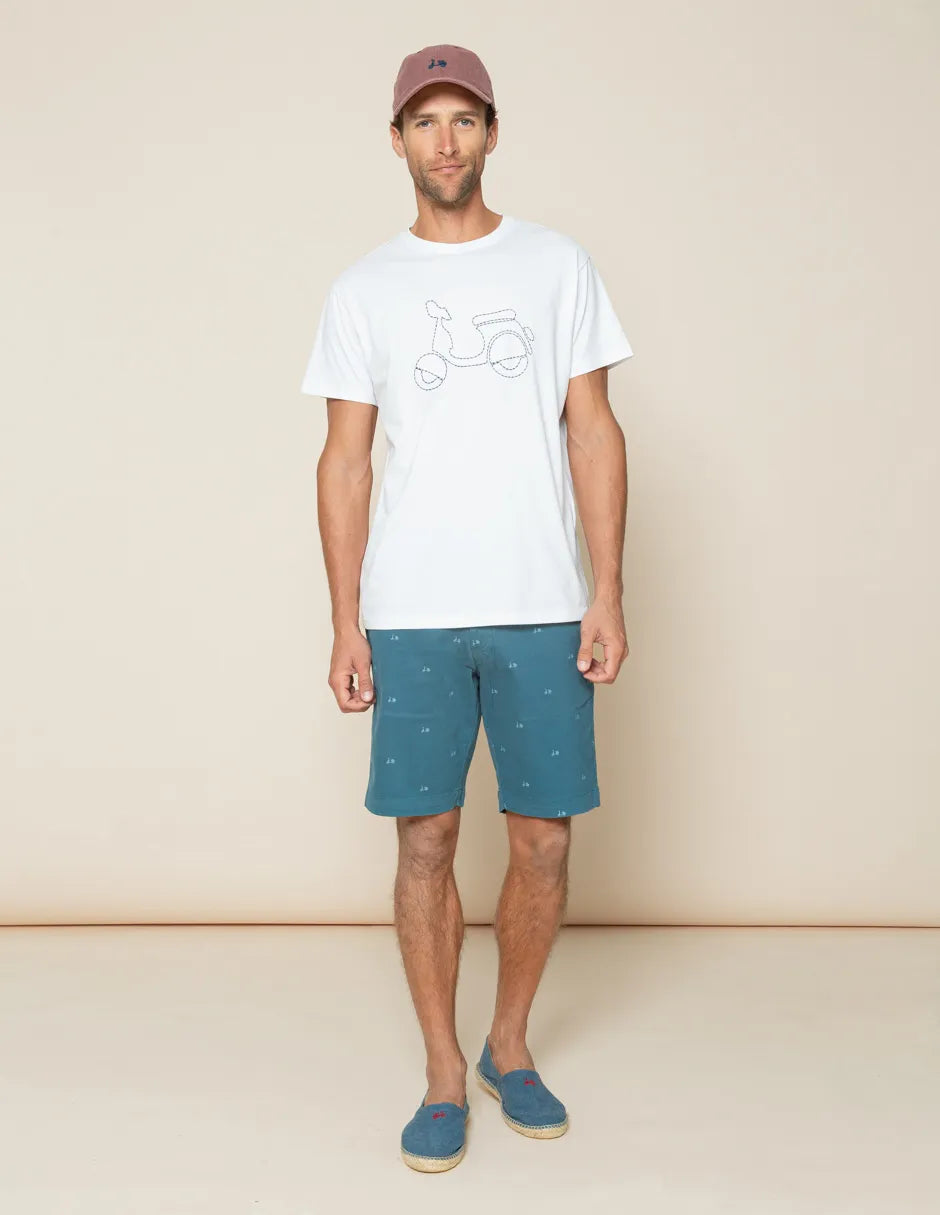 Camiseta blanca con bordado