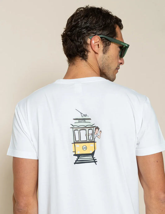 Camiseta de hombre con dibujo en la espalda
