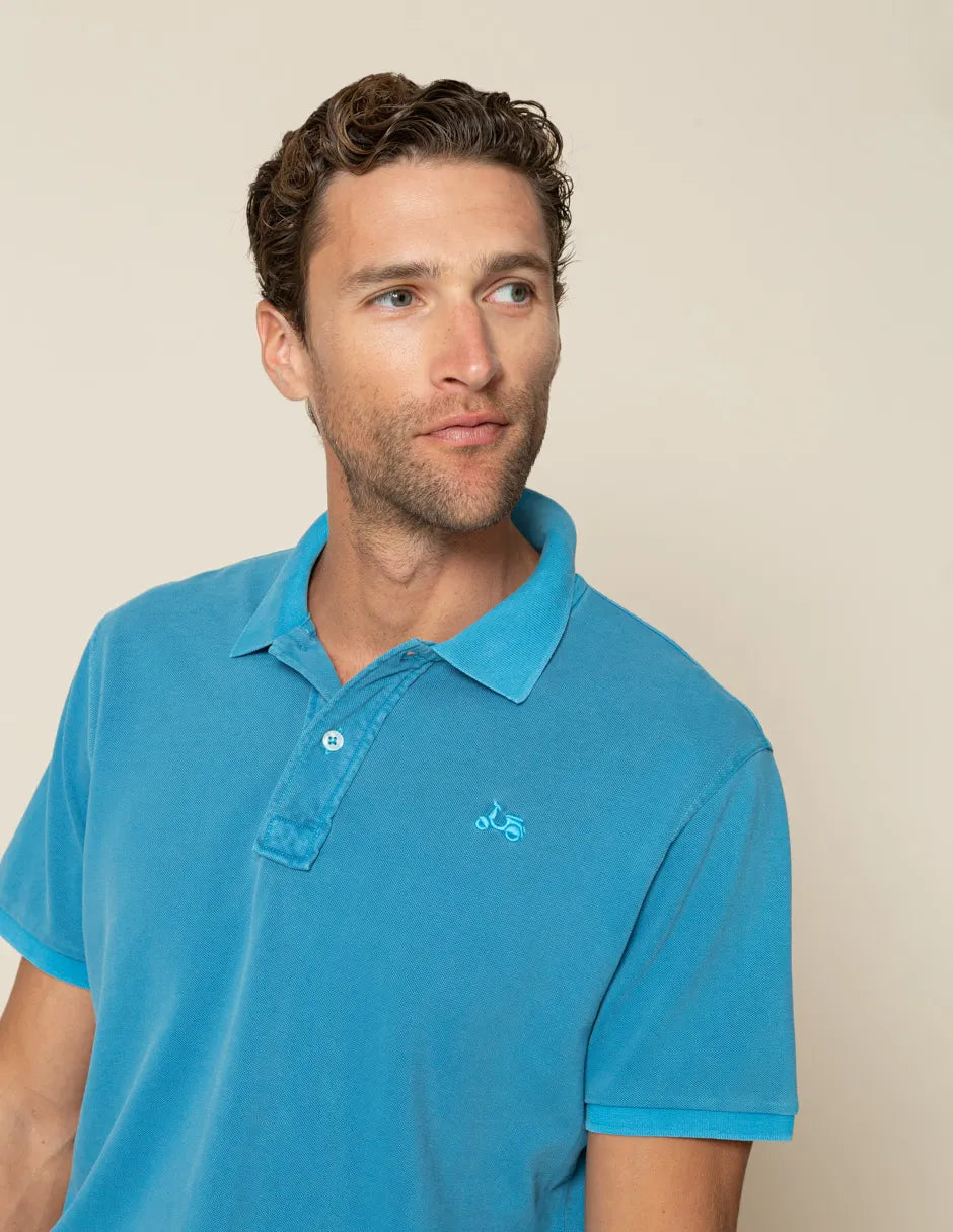 Polo de manga corta azul