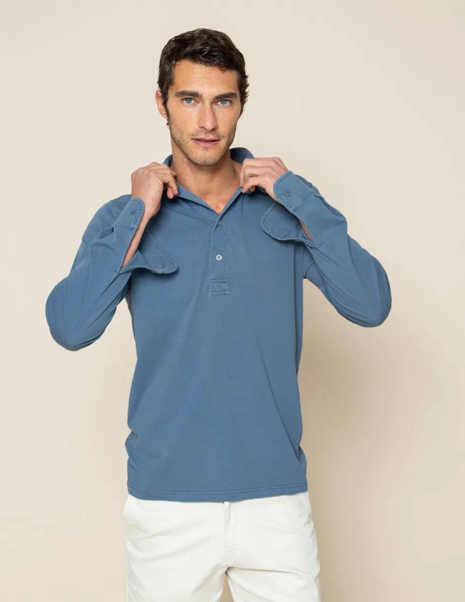 Polo de tubo azul