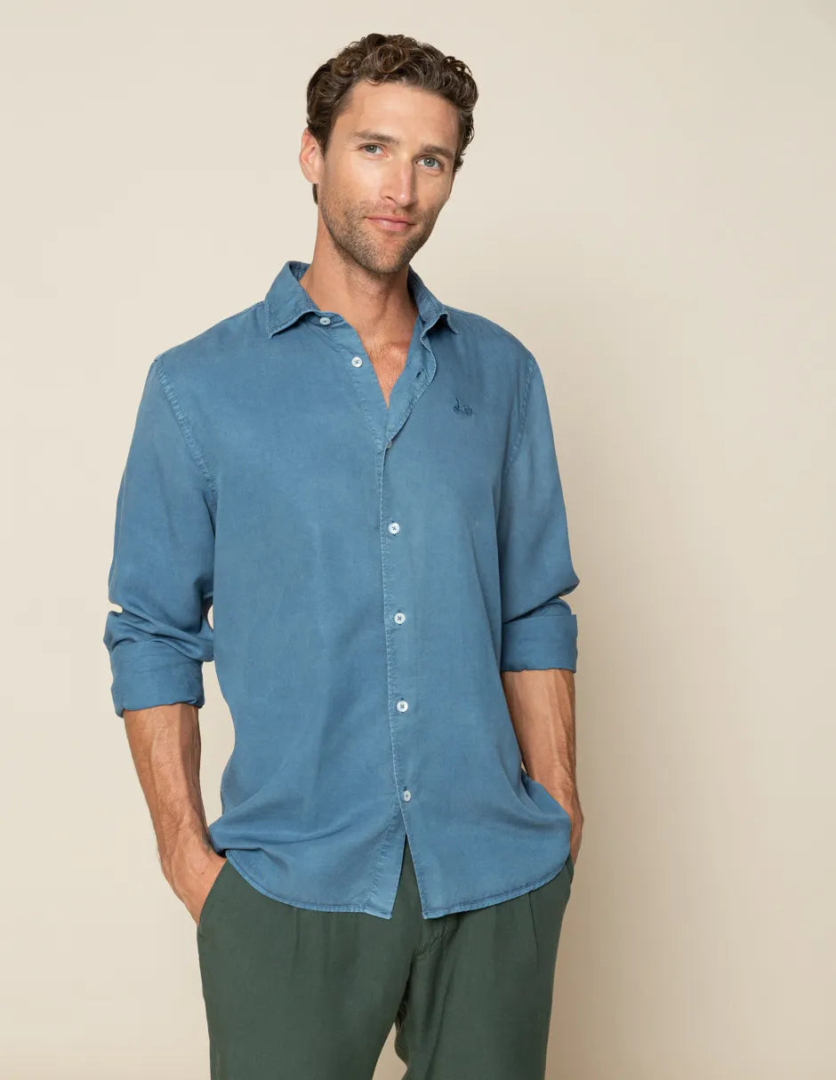 Camisa azul de hombre tencel