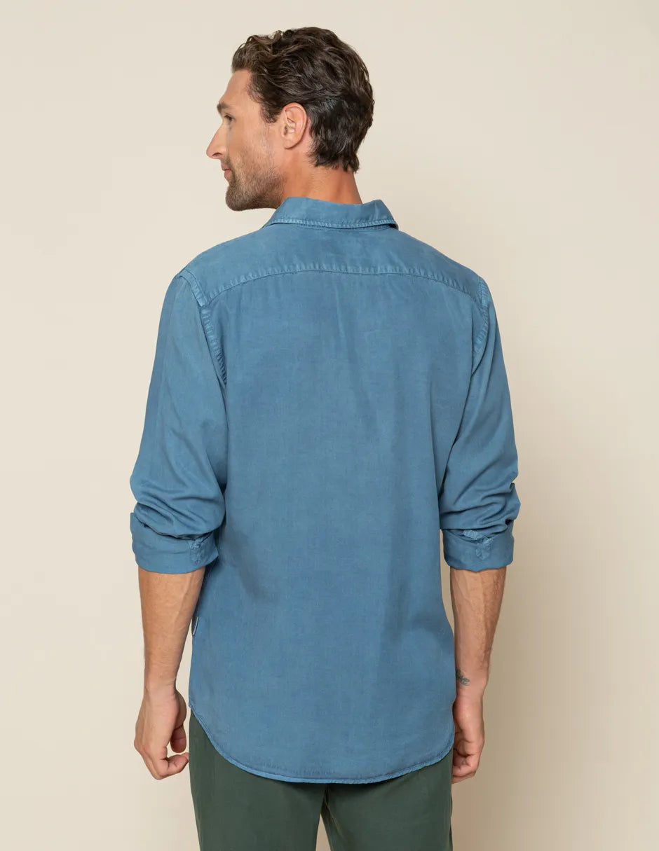 Camisa azul de hombre tencel