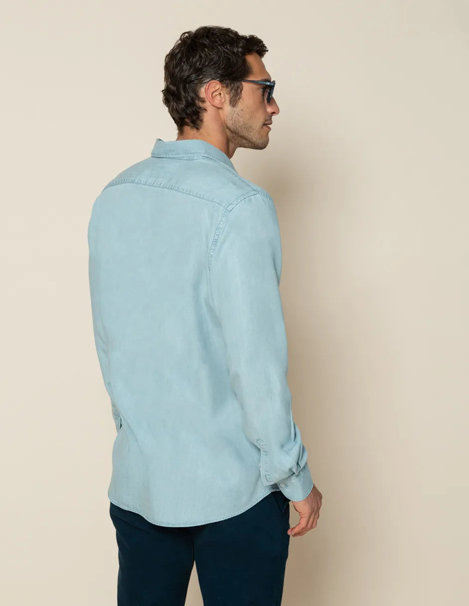 Camisa azul claro tencel hombre