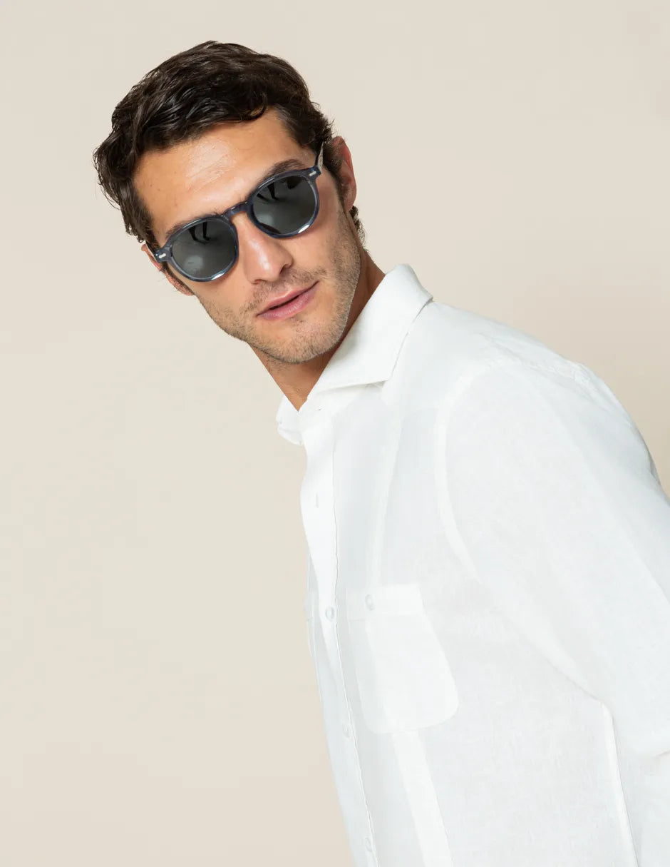 Camisa con cuatro bolsillos crudo
