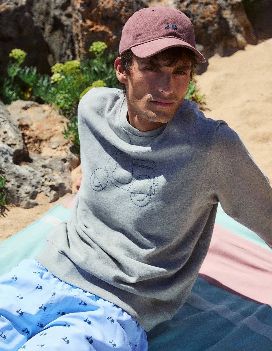 Sudadera de hombre gris bordada
