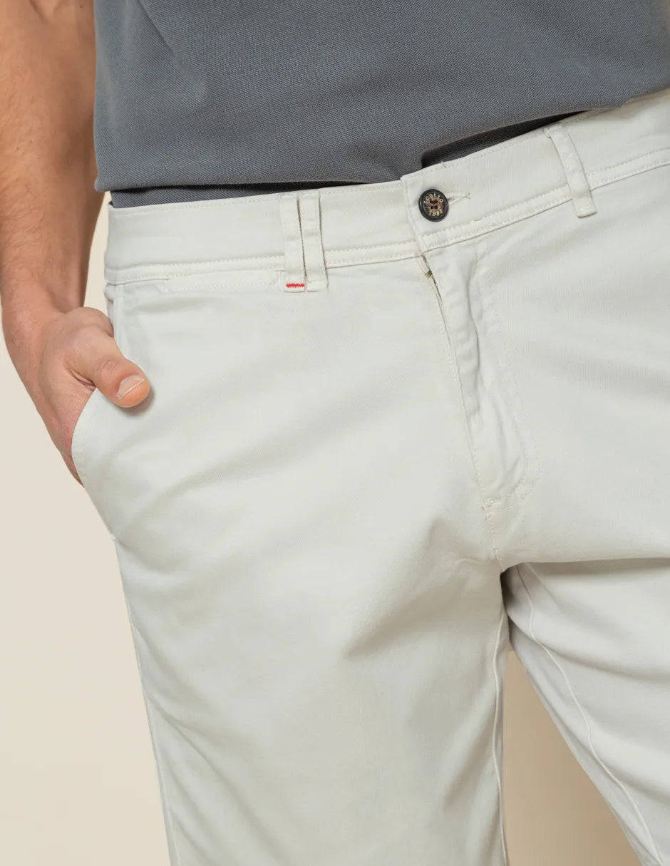 Bermudas hombre beige