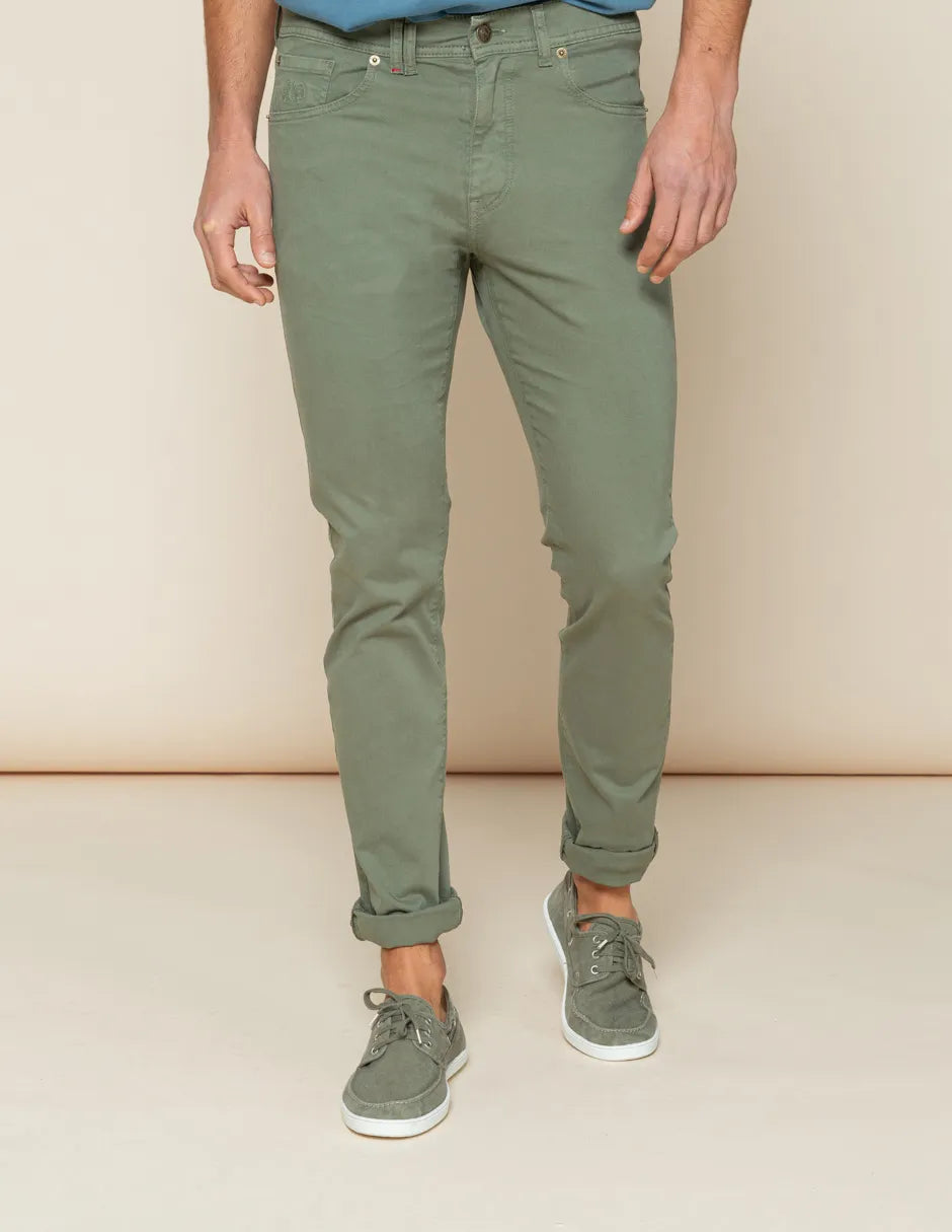 Pantalón 5 bolsillos khaki