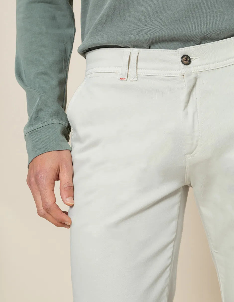 Chino beige de hombre