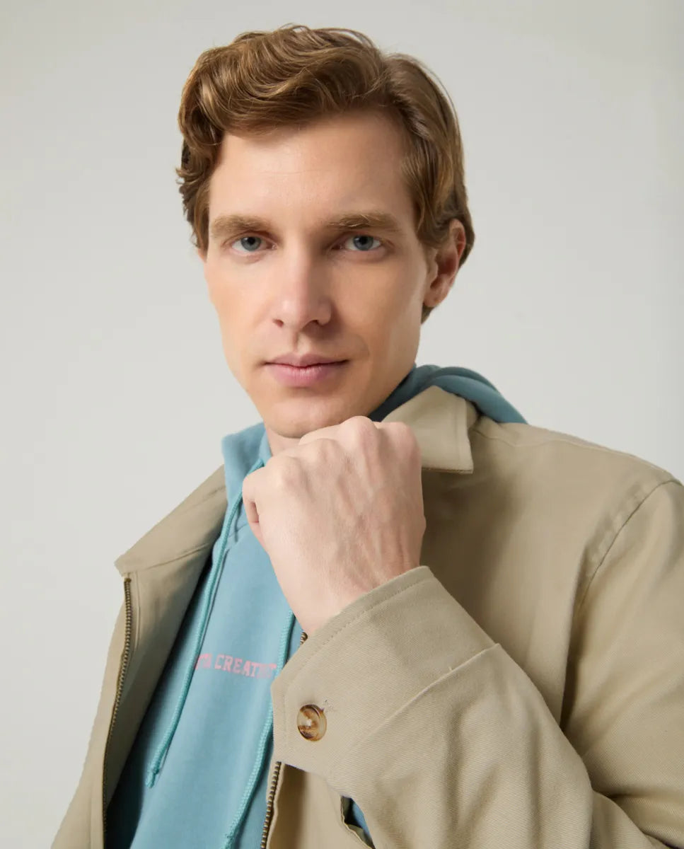 Chaqueta corta sarga beige