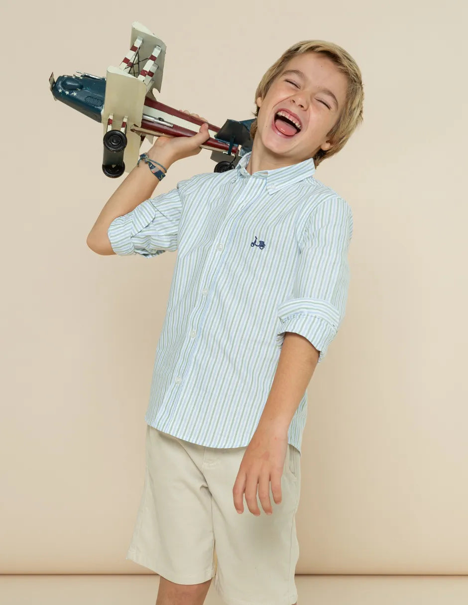 Camisa de rayas niño