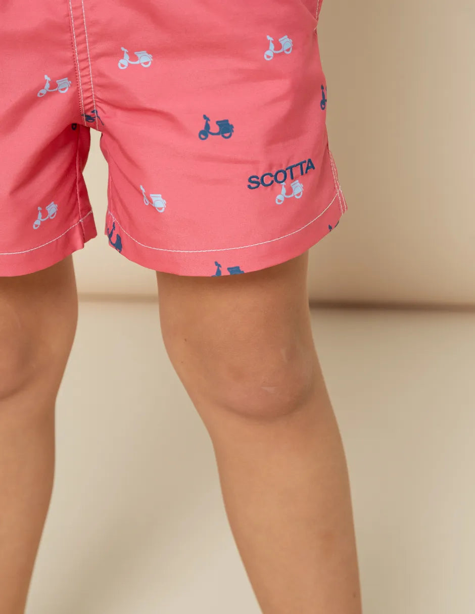 Bañador rosa con estampado niño
