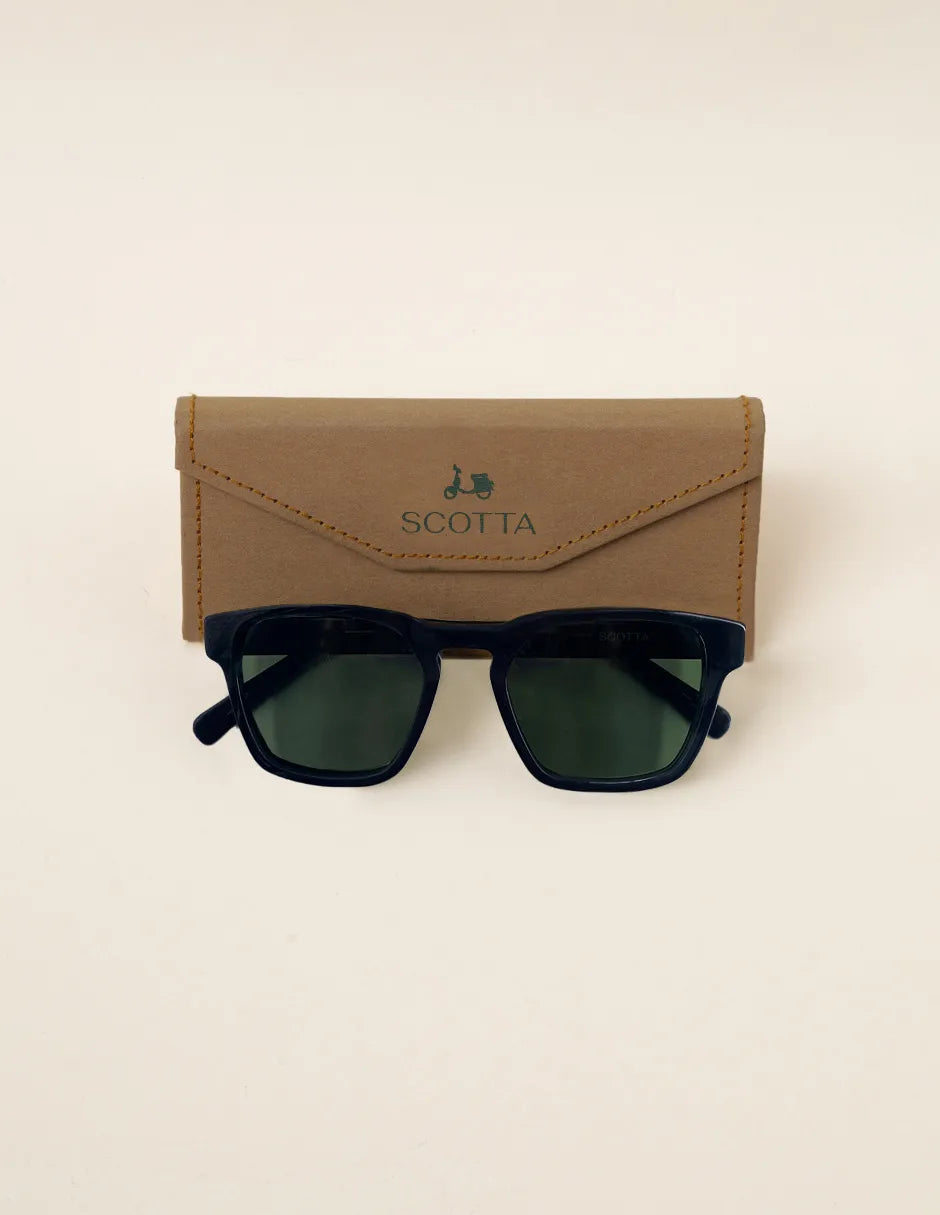 Gafas de sol negras
