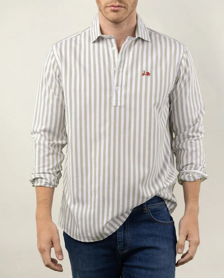 Camisa polera con raya ancha gris