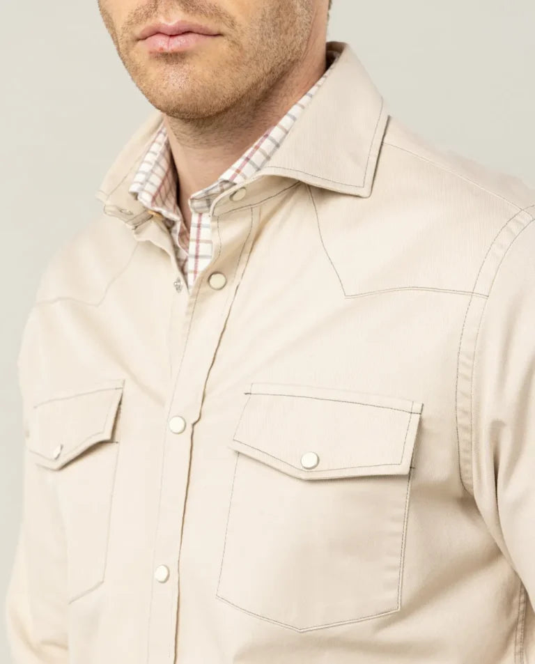 Sobrecamisa de trabalho em sarja bege