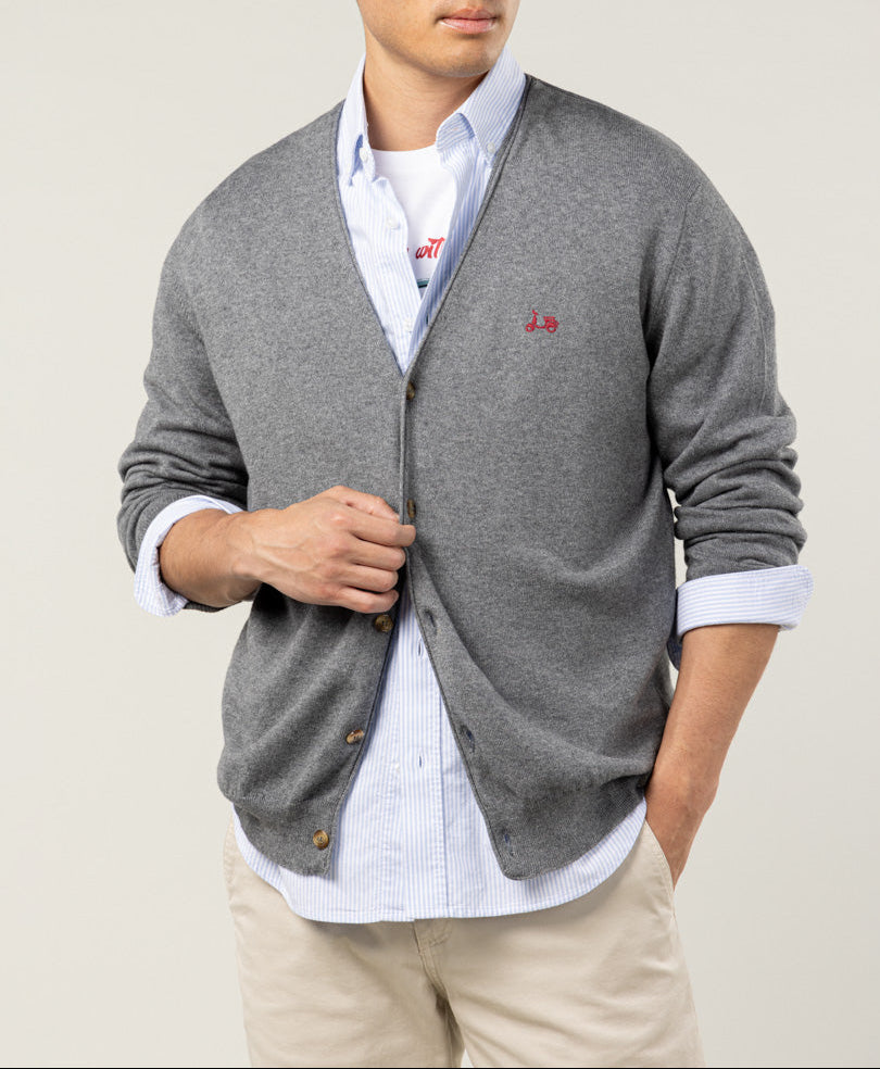 CARDIGAN ENGLAND BUTTONS GRIS | SCOTTA