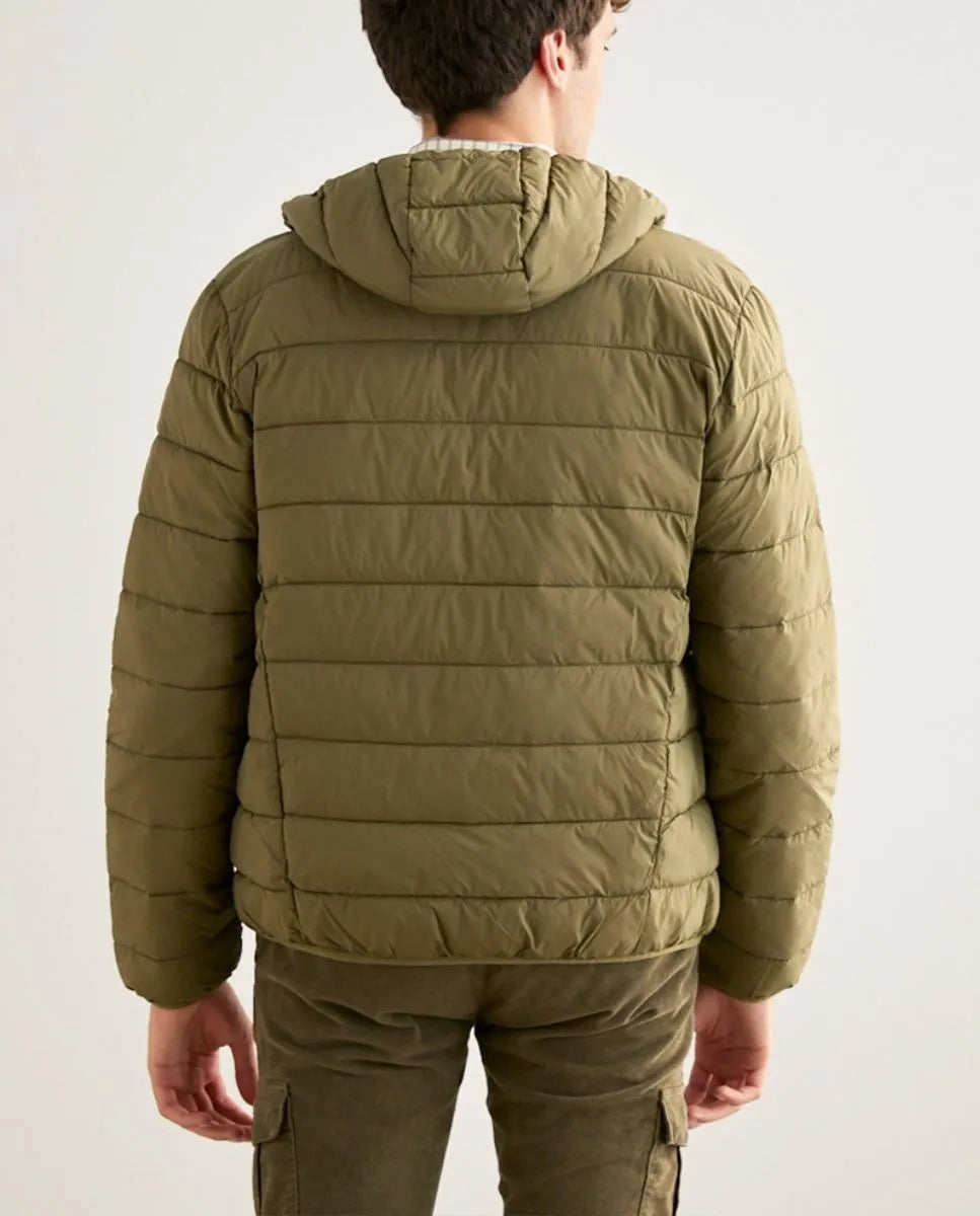 Casaco hood acolchoado cáqui.