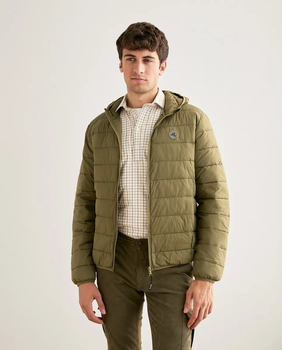 Chaqueta acolchada khaki.