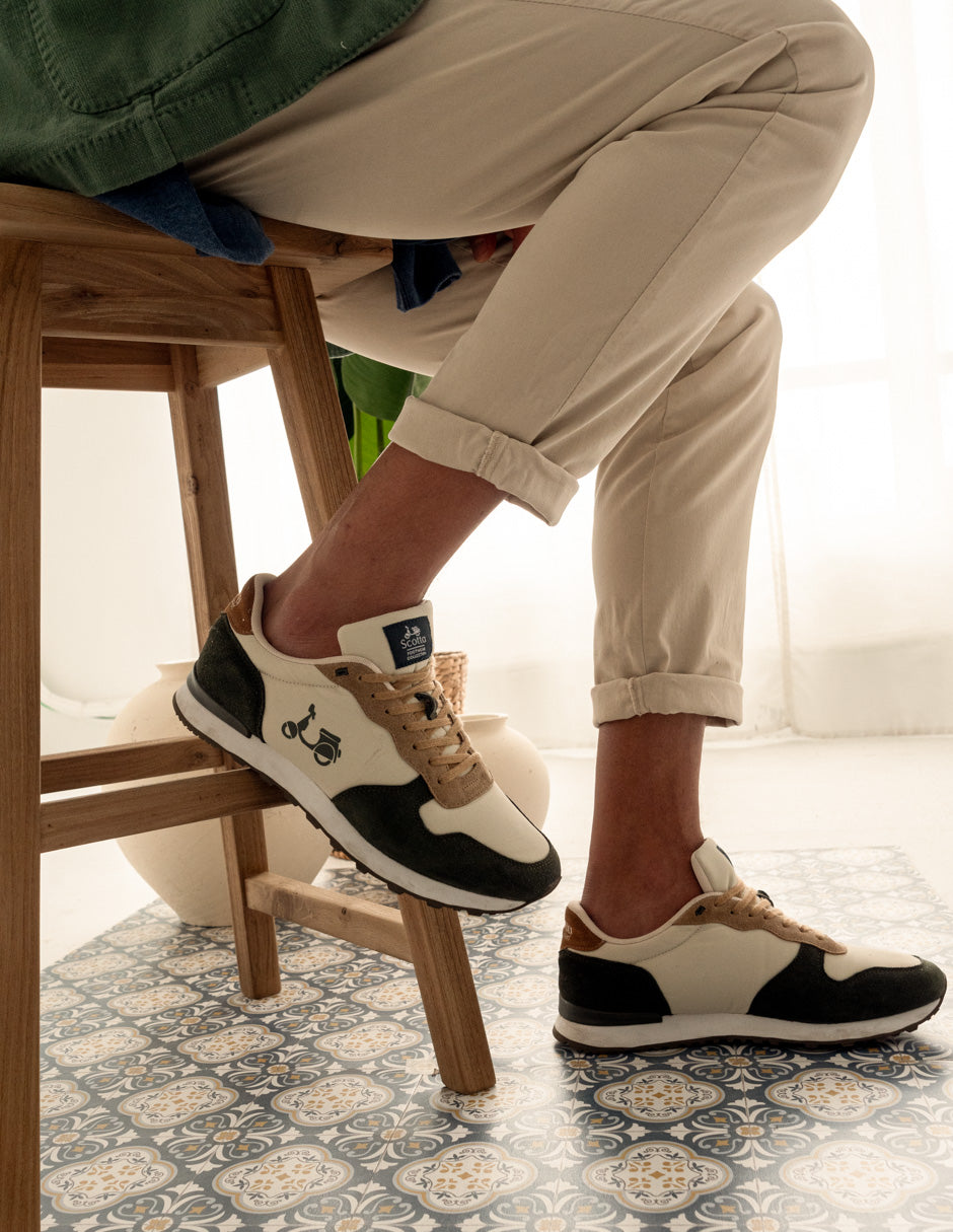 Zapatillas de hombre con logo moto