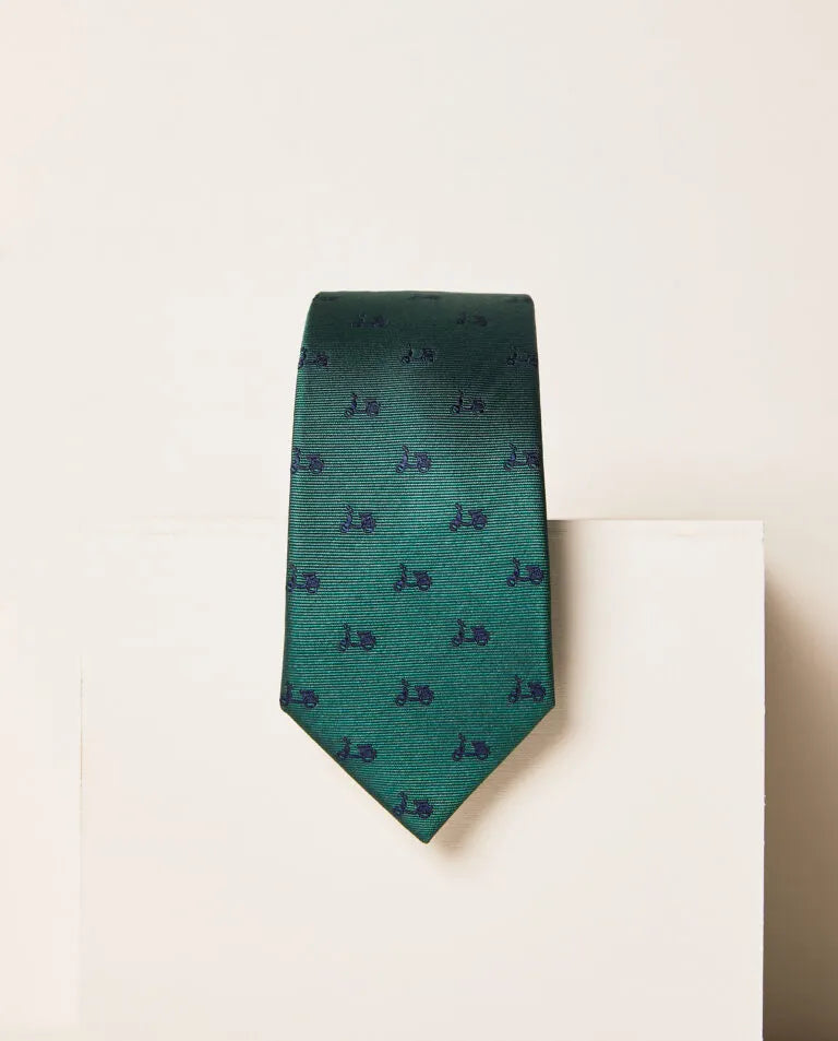 Corbata con motos de seda verde