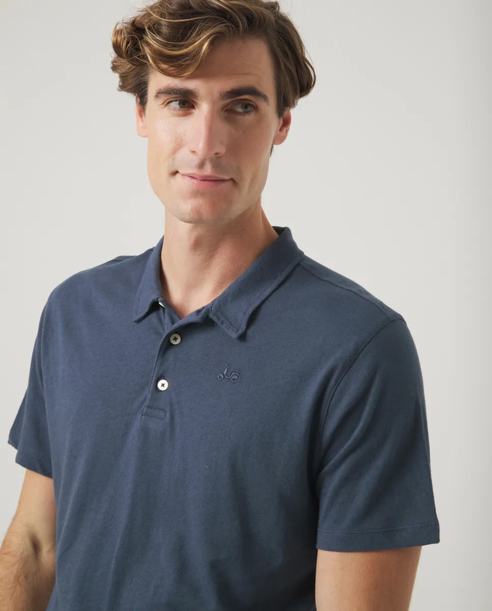 Polo para hombre azul marino en mezcla de lino y algodón