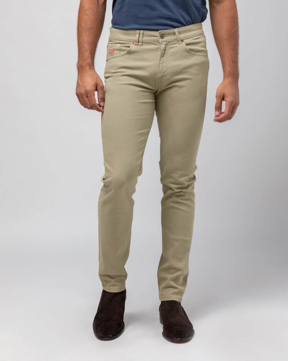 Pantalón 5 bolsillos beige