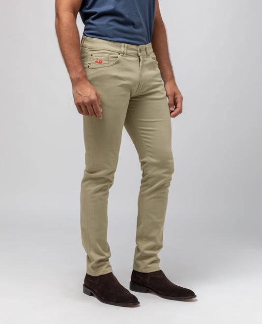 Pantalón 5 bolsillos beige