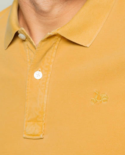 Polo garment mostaza