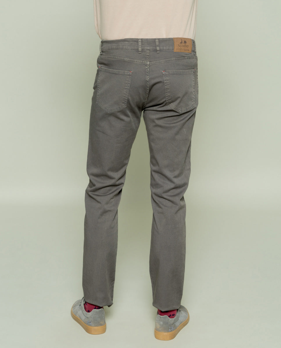 Calça Cooper marrom de 5 bolsos
